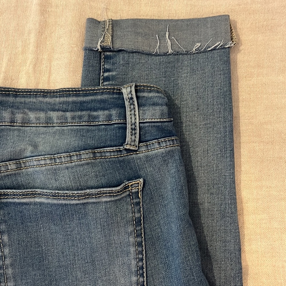 Daytrip Skinny Capri Ladies sz 32 - Picture 3 of 8